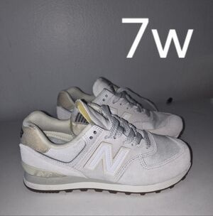 Shoe Lot Mainly Will Fit Size 6.5/7 Womens
